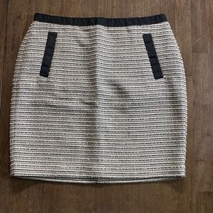 LOFT Skirt - Women’s size 4
